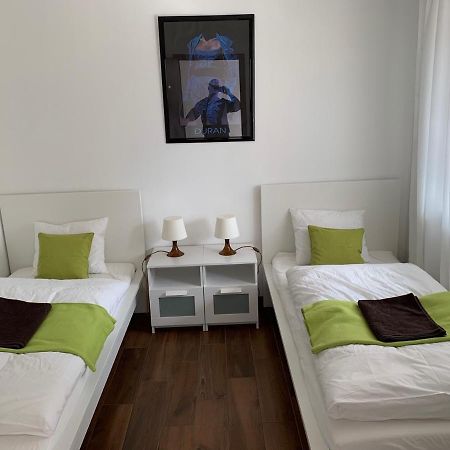 Lili Motel Sajoszentpeter Екстер'єр фото