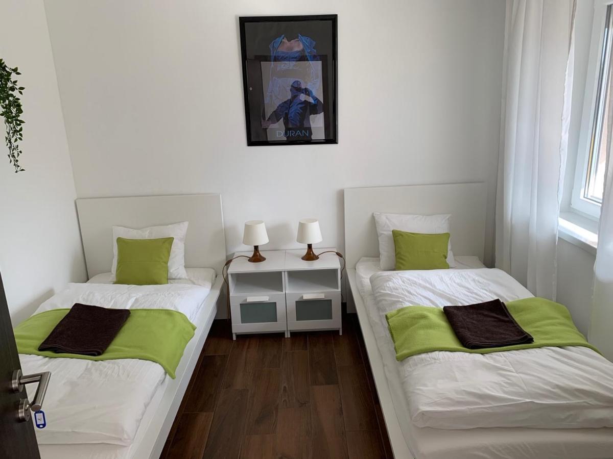 Lili Motel Sajoszentpeter Екстер'єр фото